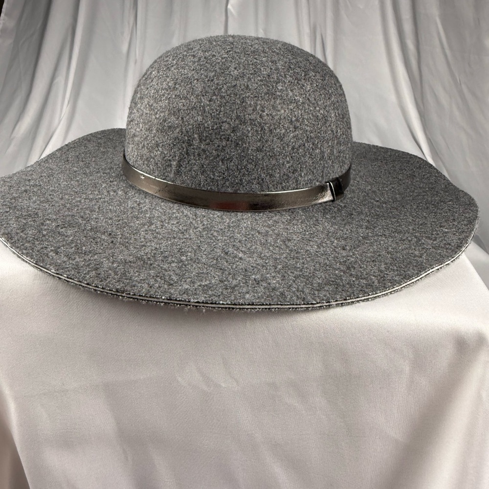 Elegant Gray Wide-Brim Hat
